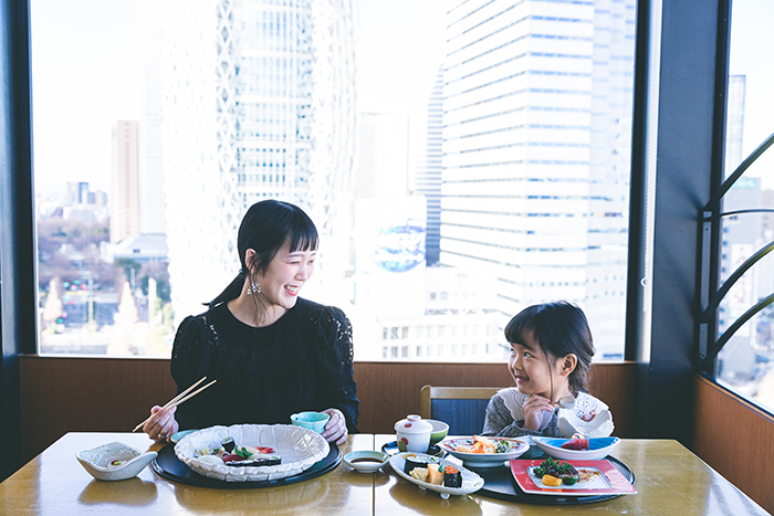 今月の子連れお出かけプラン Vol 22 小田急百貨店 新宿店 で 子どもの ハレの日 をお祝い 小田急ポイントカード Opカード 今月の子連れお出かけプラン Vol 22 小田急百貨店 新宿店 で 子どもの ハレの日 をお祝い 小田急ポイントカード Opカード